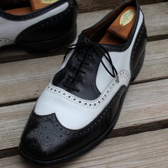 VTG Allen Edmonds Black & White Spectator Wingtips - Picture 4 of 13